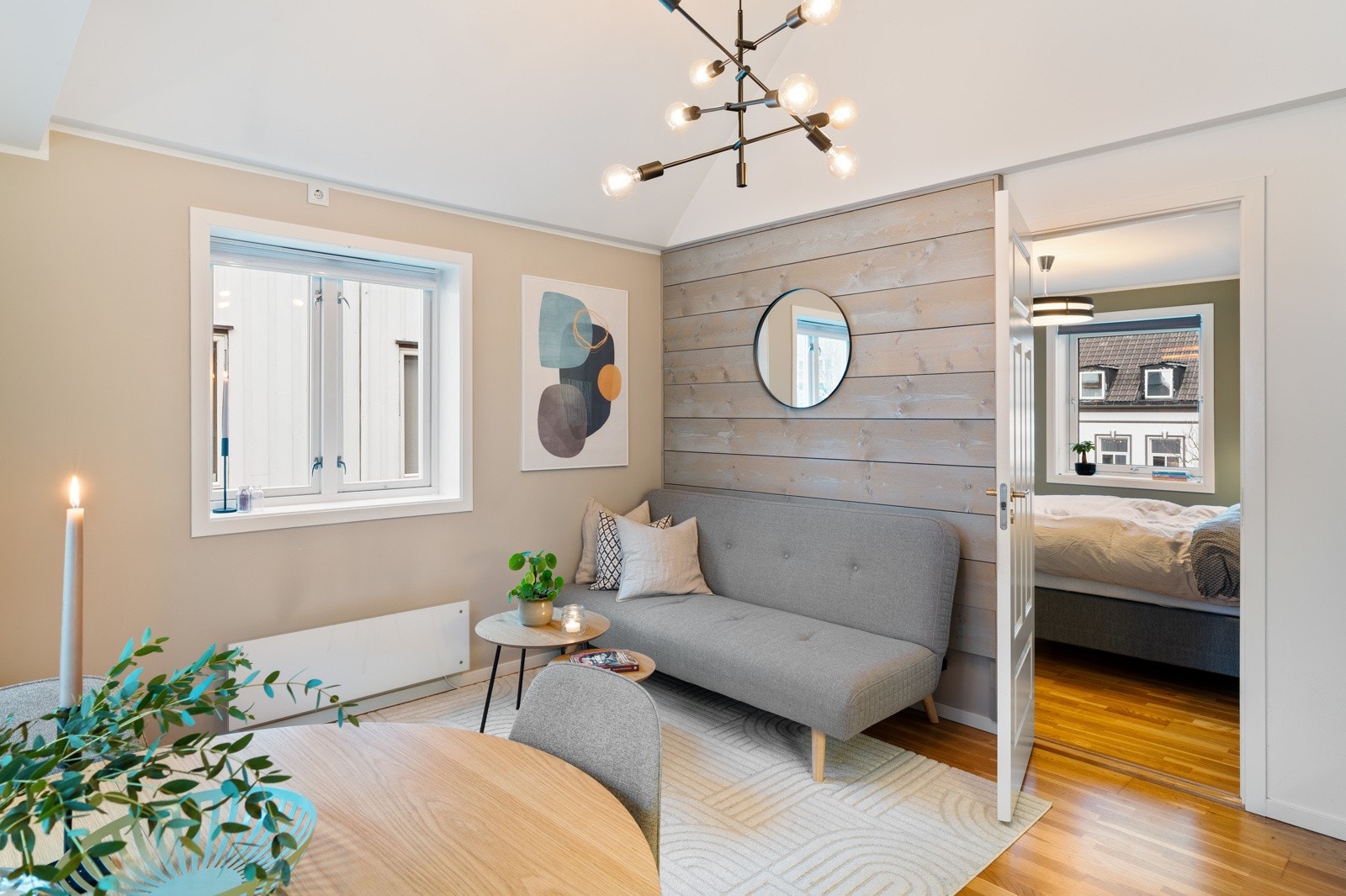 For oppbevaring disponerer leiligheten en bod i kjeller på 5 kvm. Galleribilde