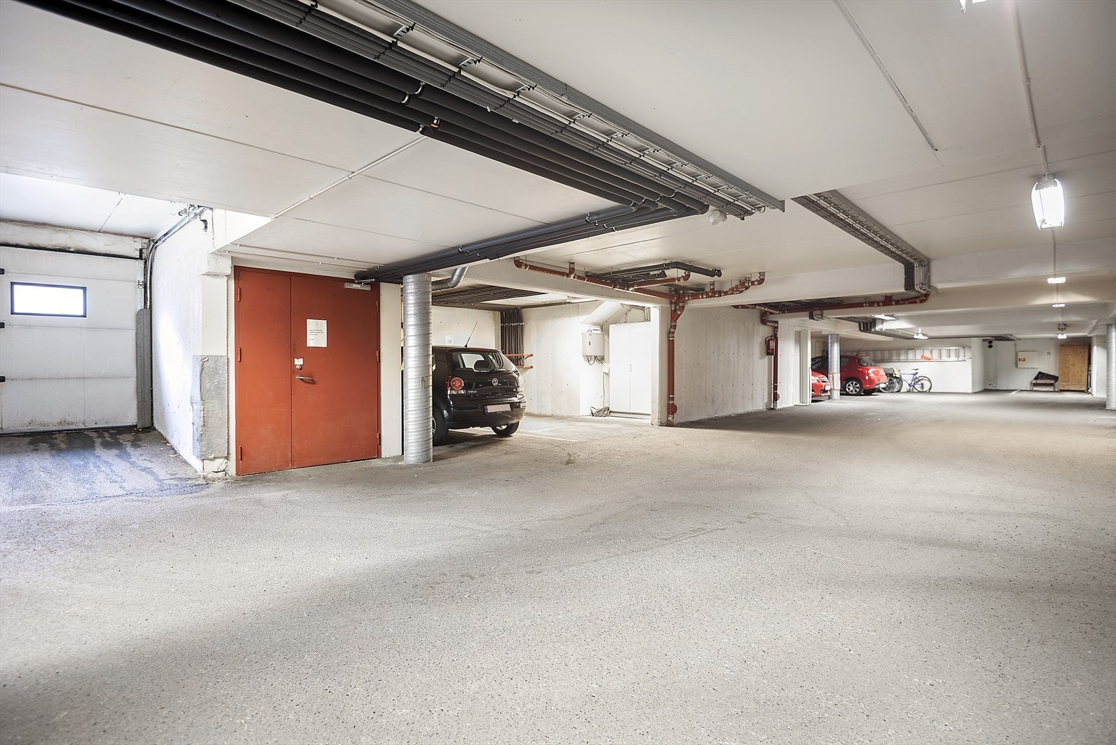 Garasjekjeller. Galleribilde