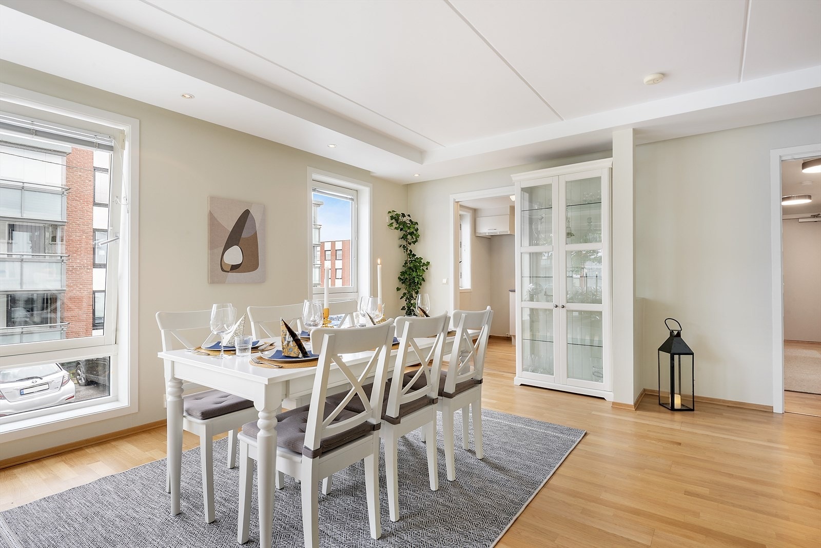 Hyggelig spisestue hvor man kan nyte dagens måltider. Galleribilde