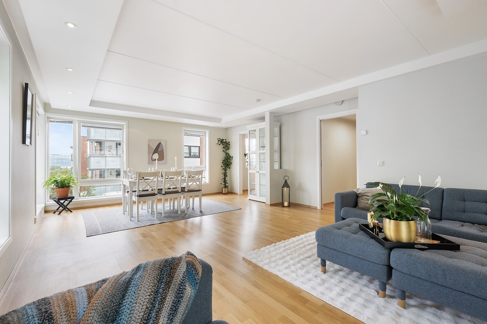 Lyst og nøytralt fargevalg. Galleribilde