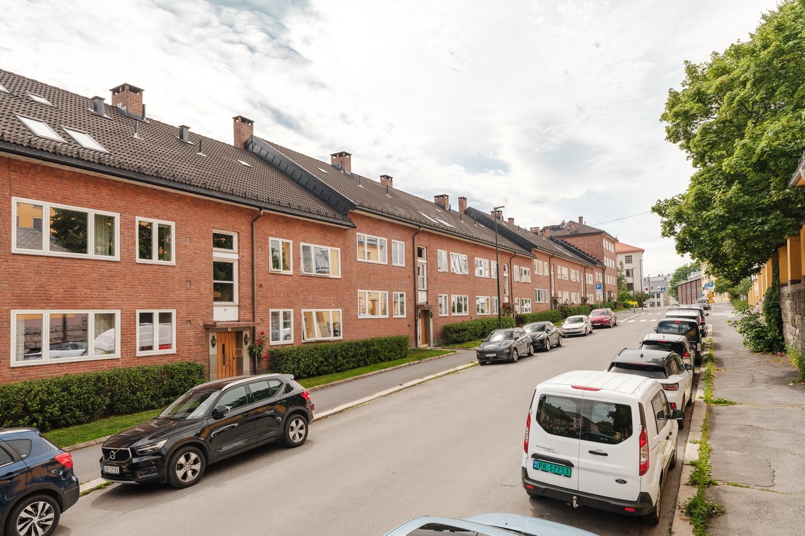 Det er i tillegg beboerparkering i området. Galleribilde