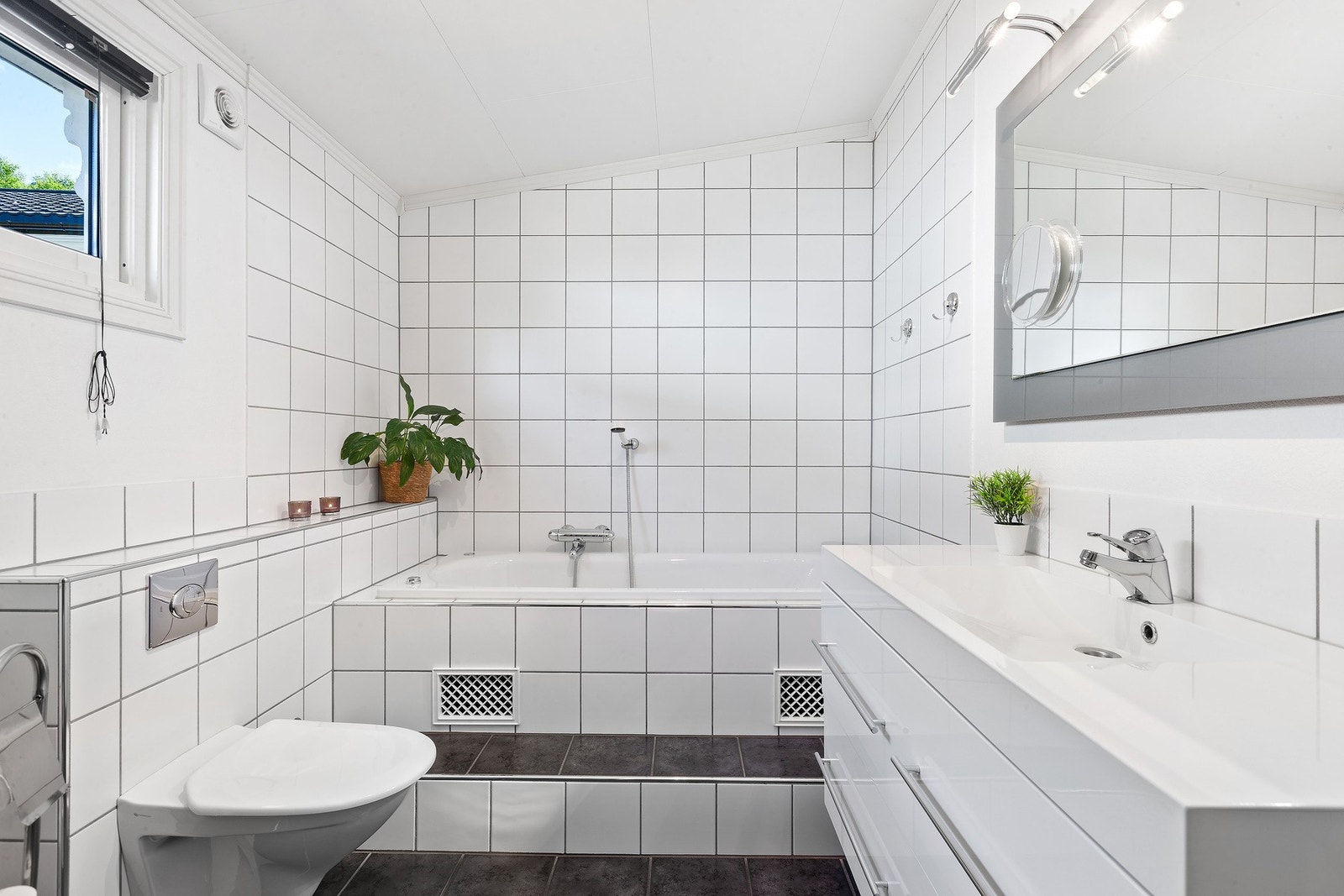 Behagelig varme i gulv. Galleribilde