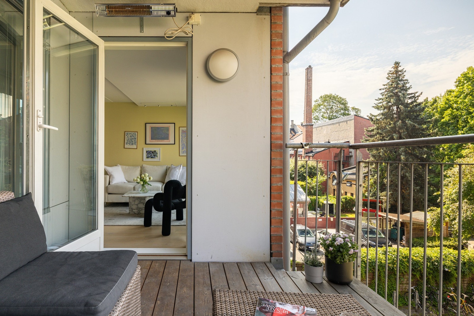 Balkongen er ca. 7 kvm og vender mot sydvest. Galleribilde