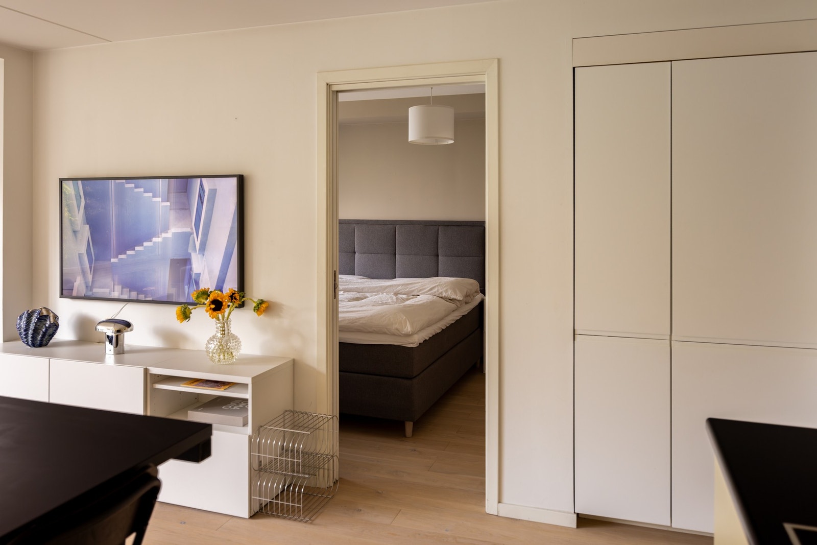 Adkomst til soverommet fra stuen. Galleribilde