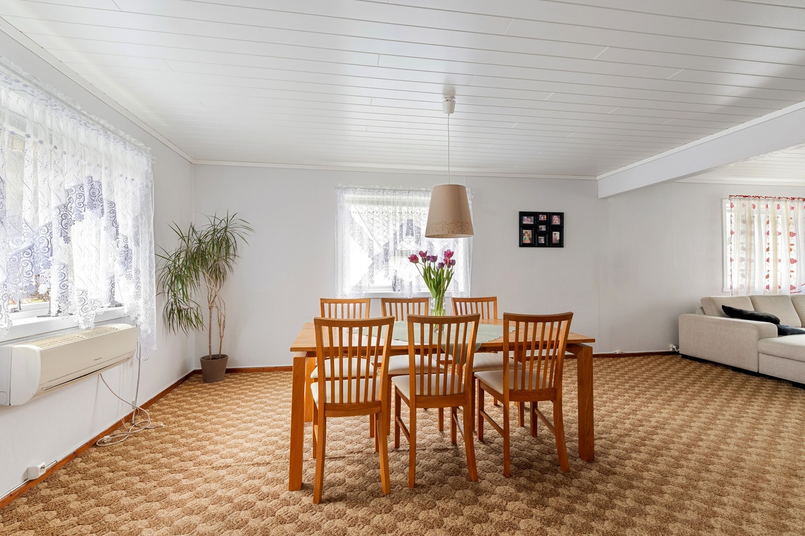 Spisestue. Galleribilde