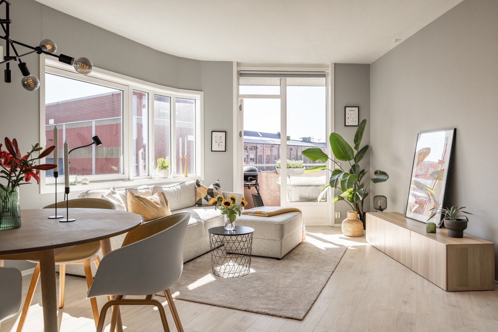 - Ekstern bod i kjeller på ca. 5 m² - Galleribilde