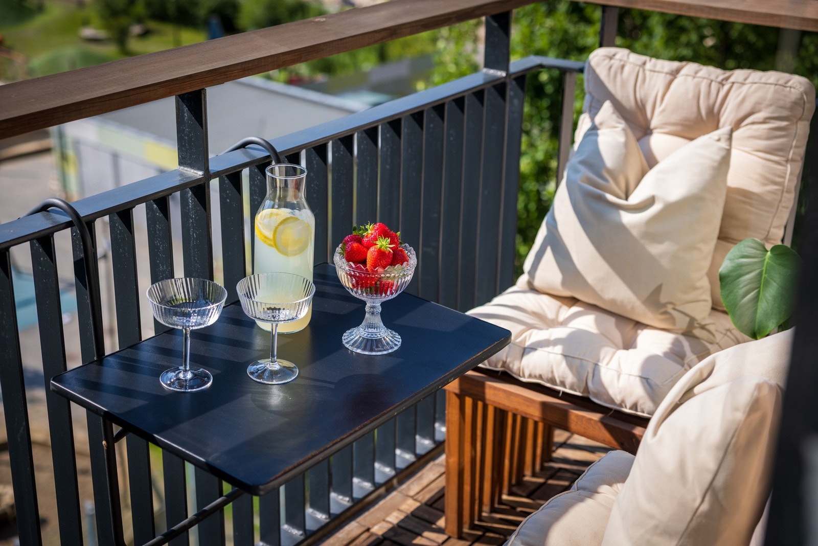 Her ligger du i umiddelbar nærhet til et bredt utvalg servicefasiliteter, kulturtilbud og hverdagsnødvendigheter. Galleribilde