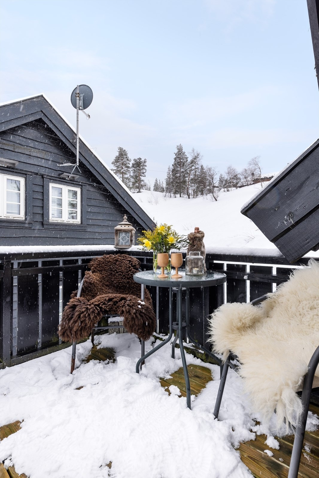 Balkongen med utgang fra stuen Galleribilde