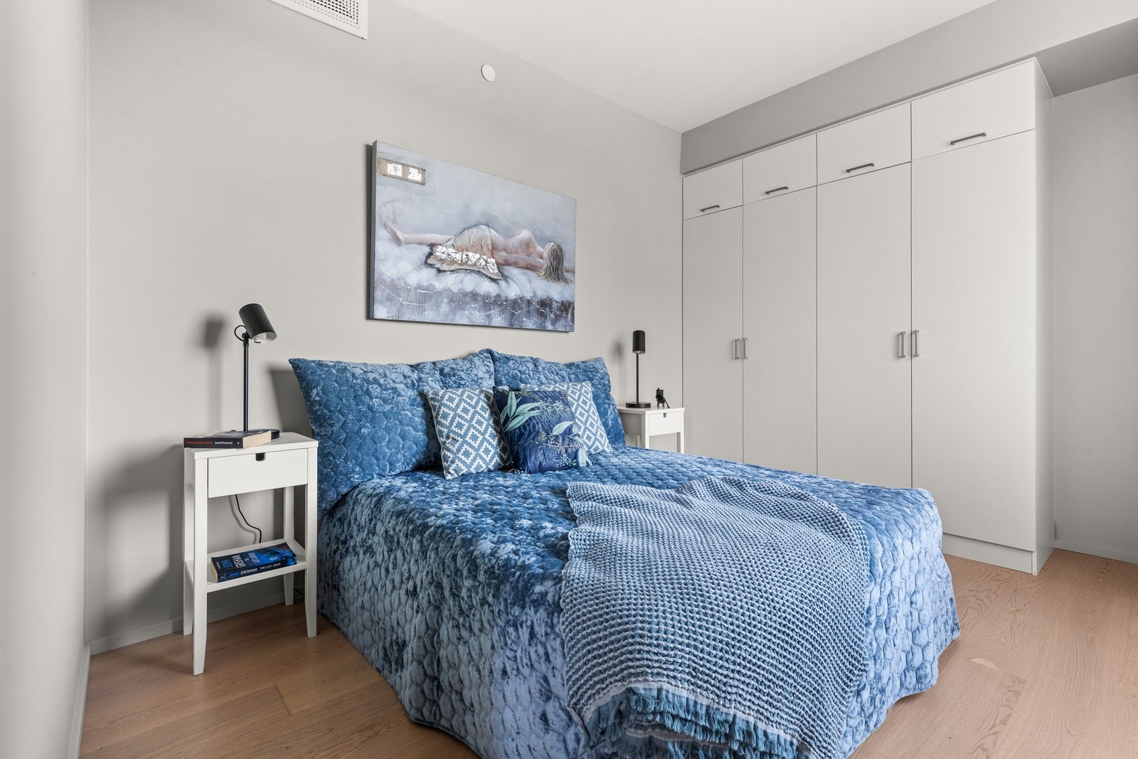 Soverommet har adkomst fra stuen. Galleribilde