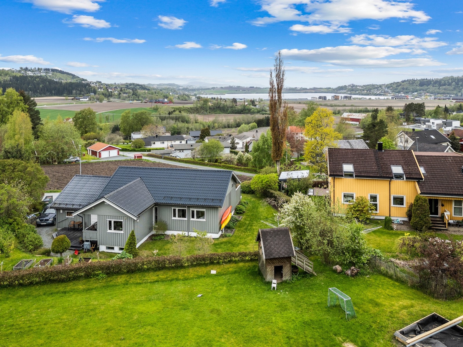 Fra leiligheten er det kort vei til Levanger sykehus, Moan og sentrum. Galleribilde
