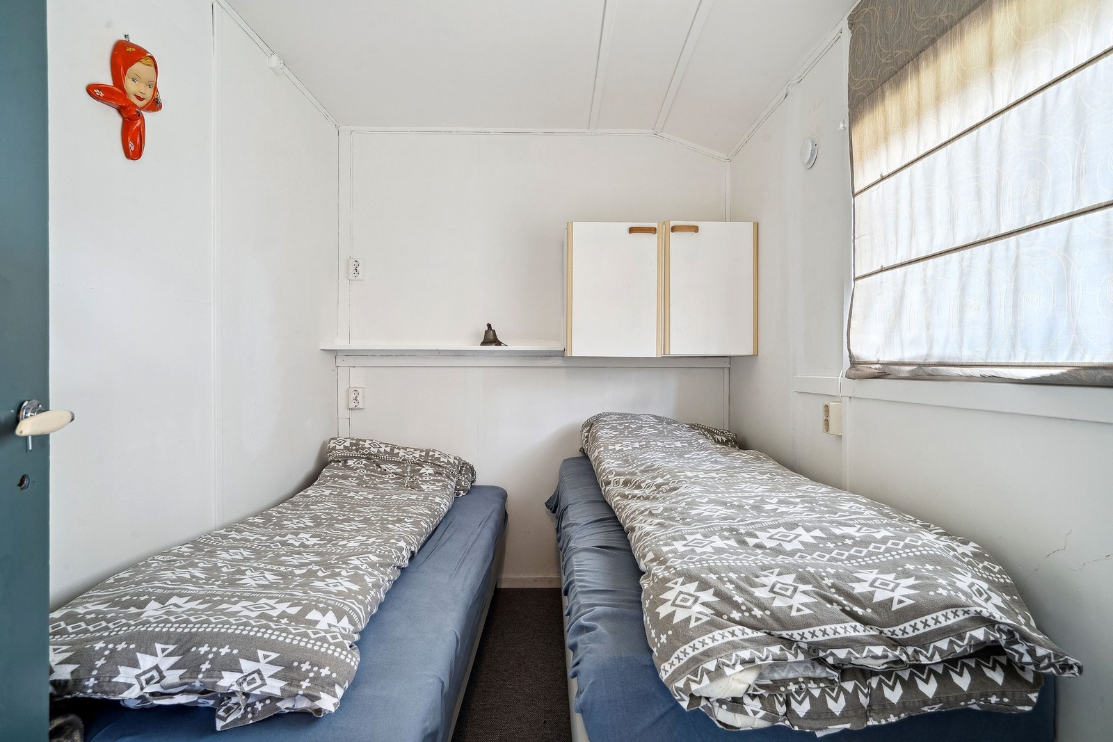 Soverom nede Galleribilde