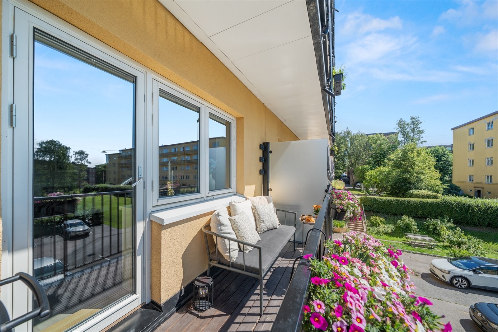 Tiltalende og gjennomgående 2-roms med solrik balkong. Galleribilde