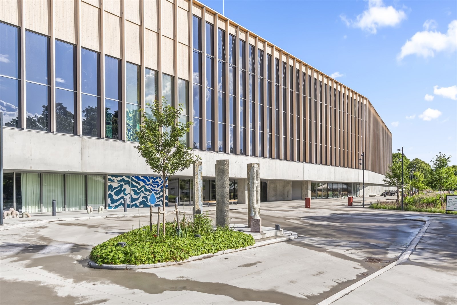 Tøyenbadet har nylig åpnet dørene igjen etter en omfattende rehabilitering og fremstår nå som et toppmoderne badeanlegg Galleribilde