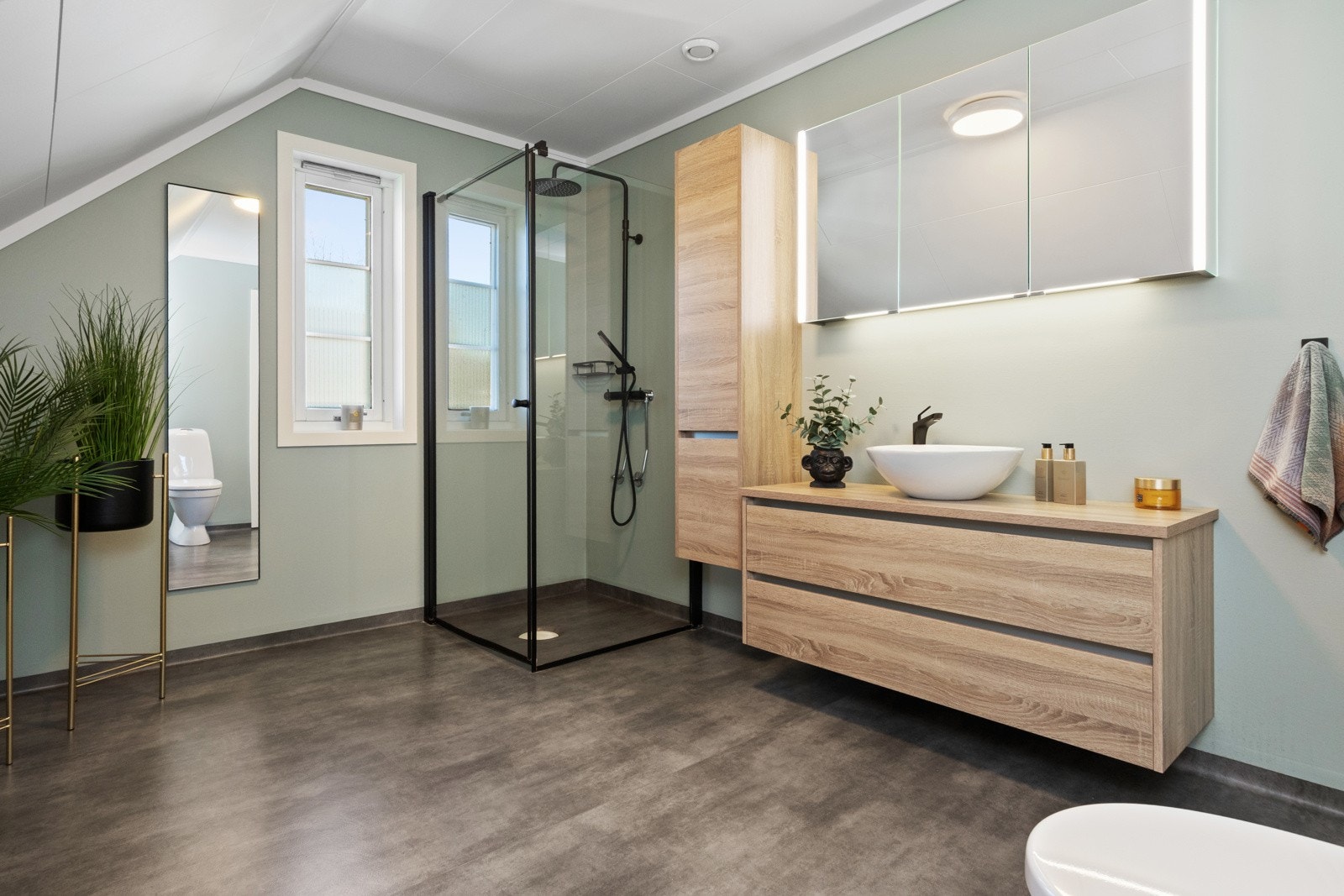 Badet oppe ble stilfullt pusset opp i 2021. Galleribilde