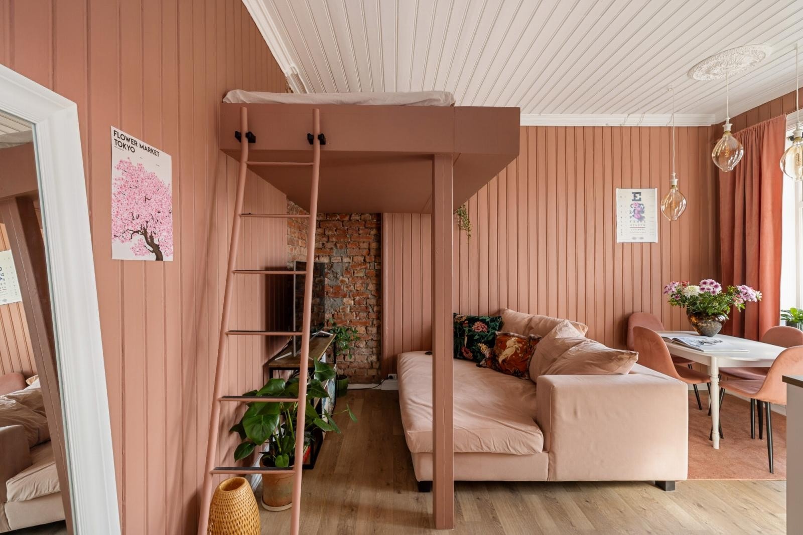 Dette er en mulighet du ikke må gå glipp av. Har du spørsmål om boligen, ta kontakt med megler i dag. Galleribilde