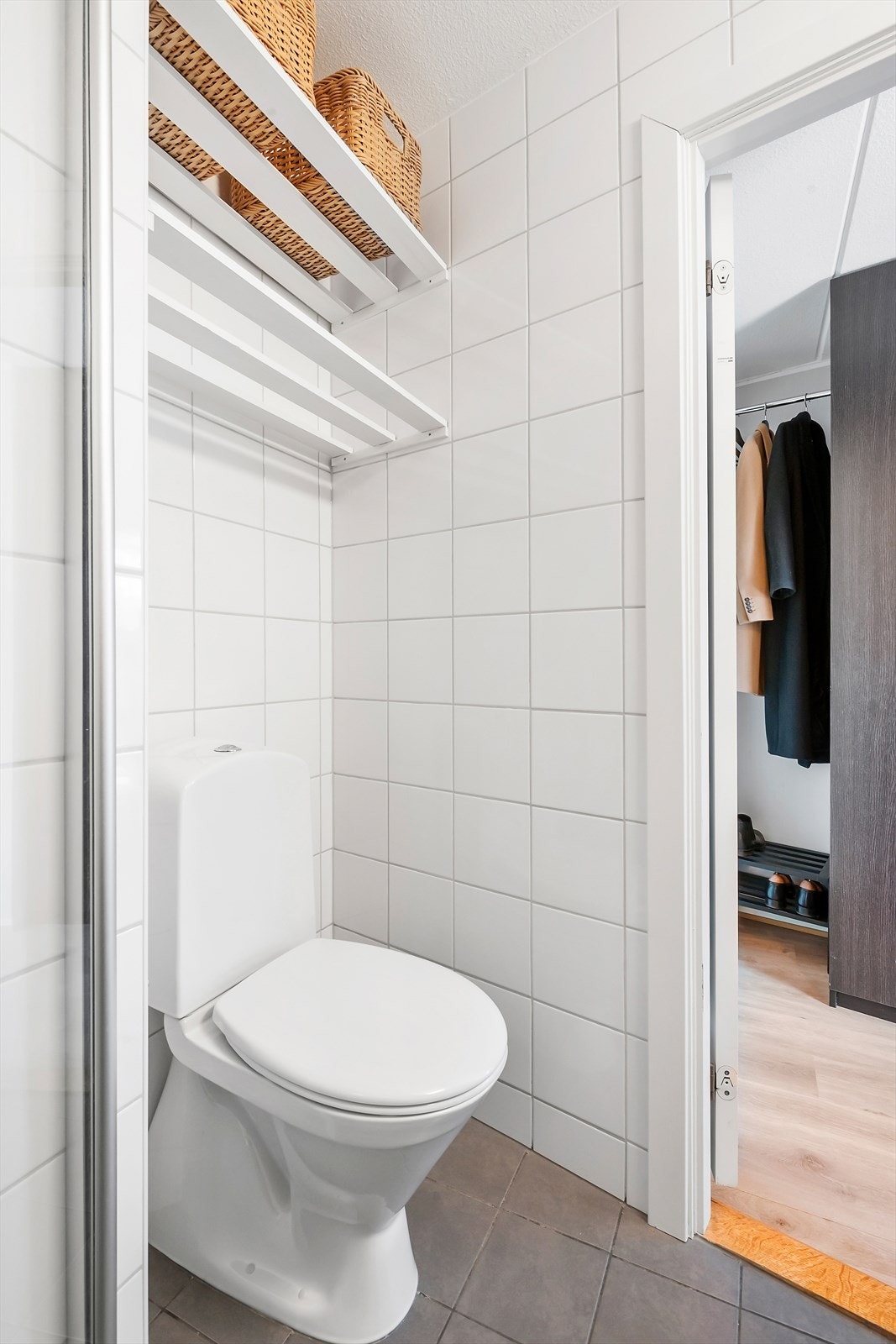 Adkomst til badet fra entrèen Galleribilde