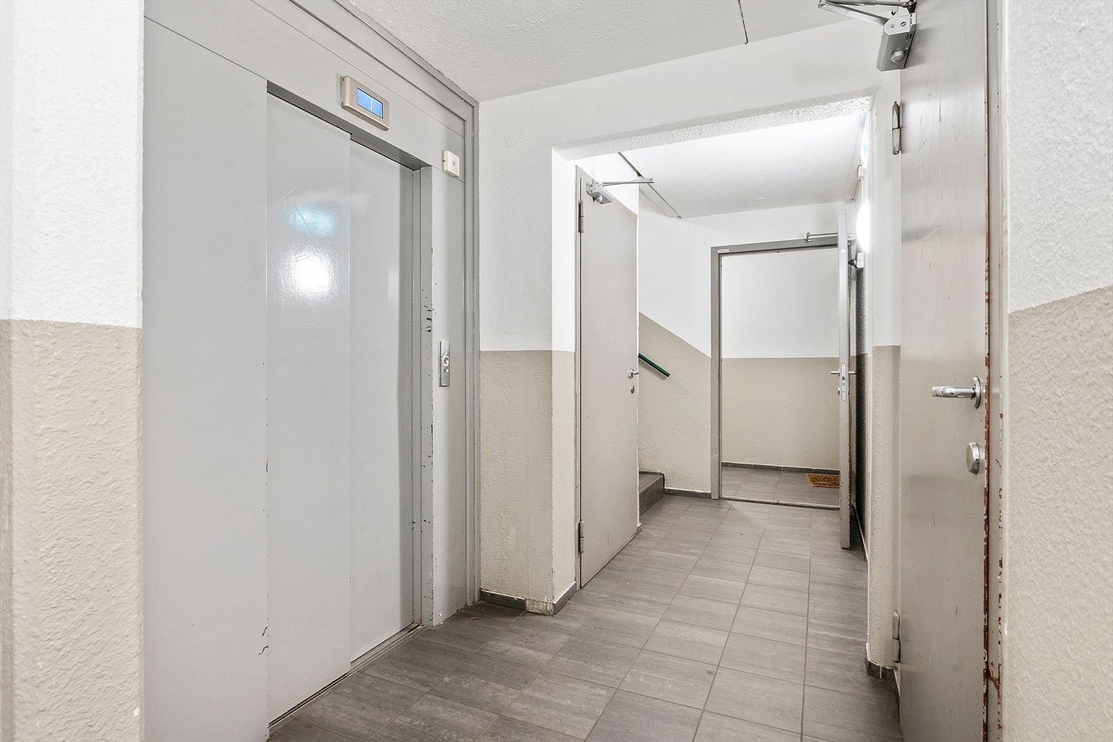 6. etg med gode lysforhold og heis Galleribilde