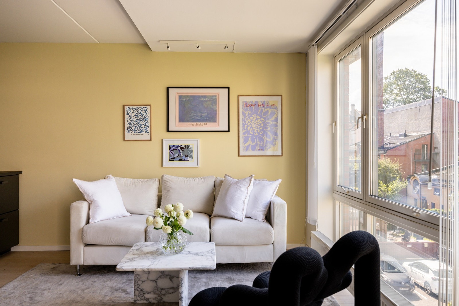 Svært gode lysforhold fra store vindusflater. Galleribilde