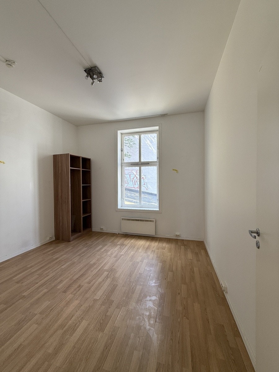 Sov 1 12,9kvm med eget bad Galleribilde