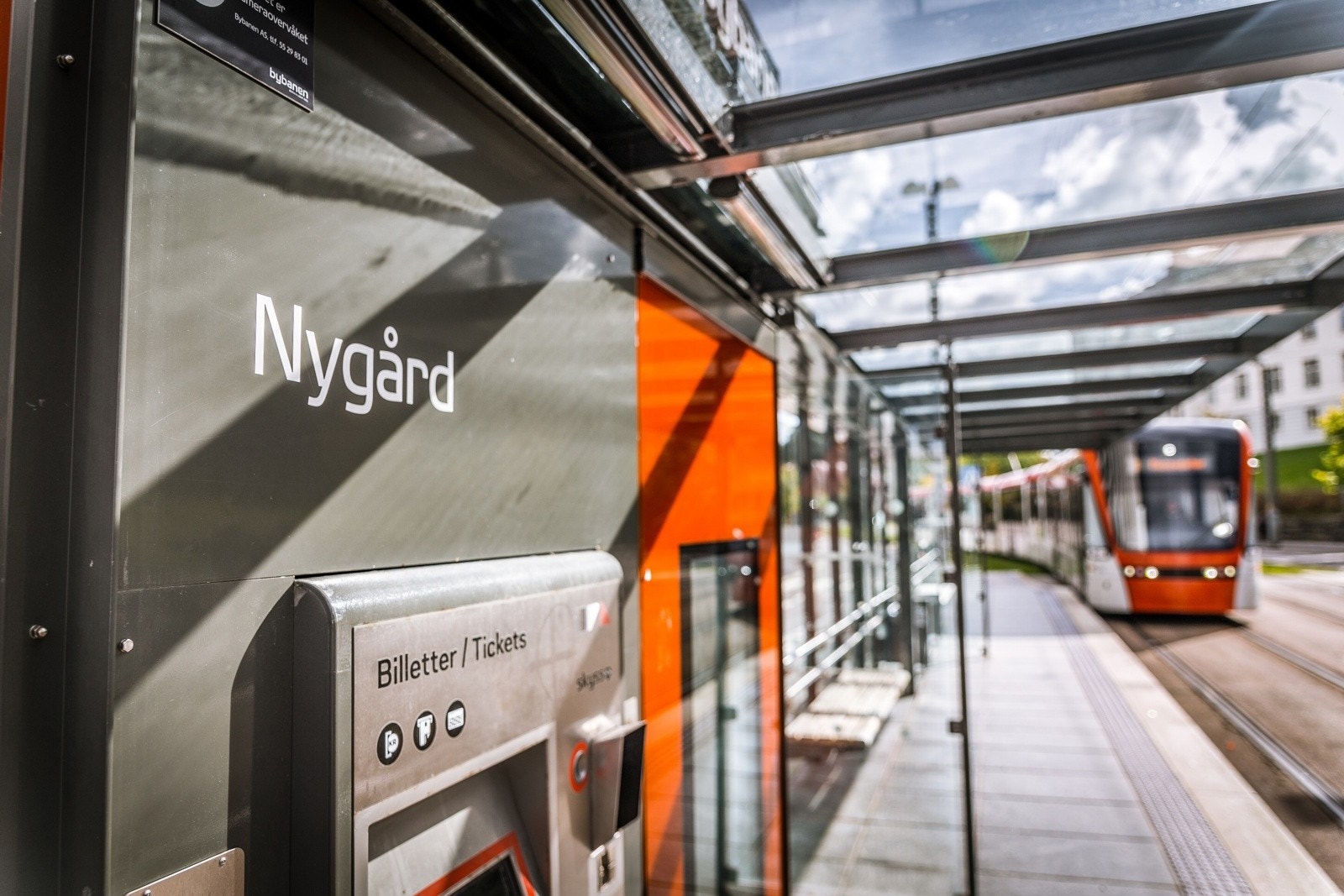 Bybanestopp i nabolaget Galleribilde