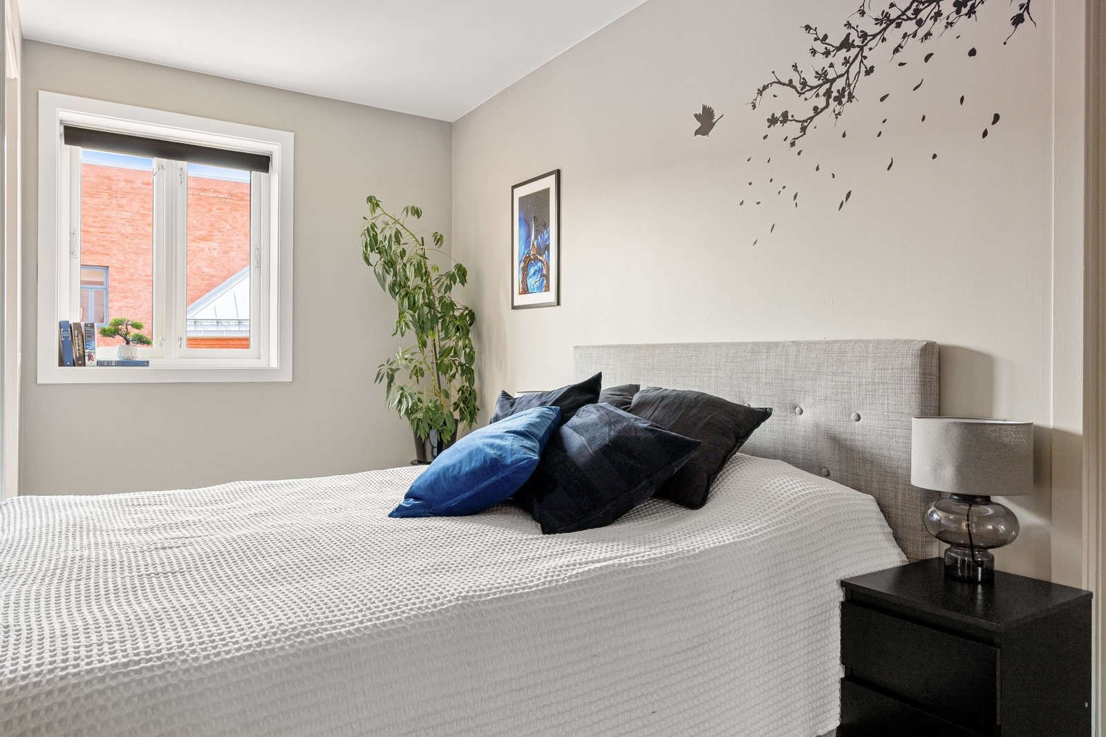 Her er det også plass til ytterligere oppbevaringsmøblement om ønskelig Galleribilde