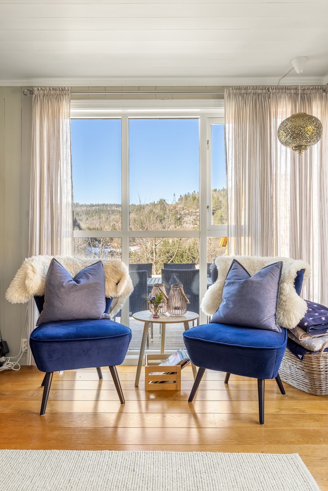 Store vindusflater Galleribilde