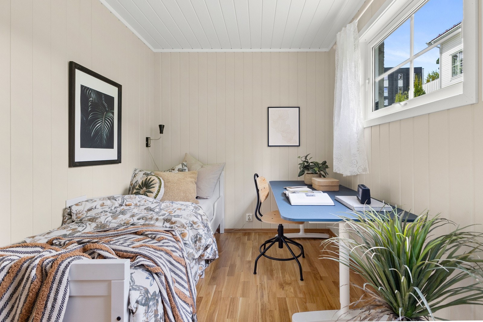 Soverom 3 - lyst og hyggelig soverom. Galleribilde