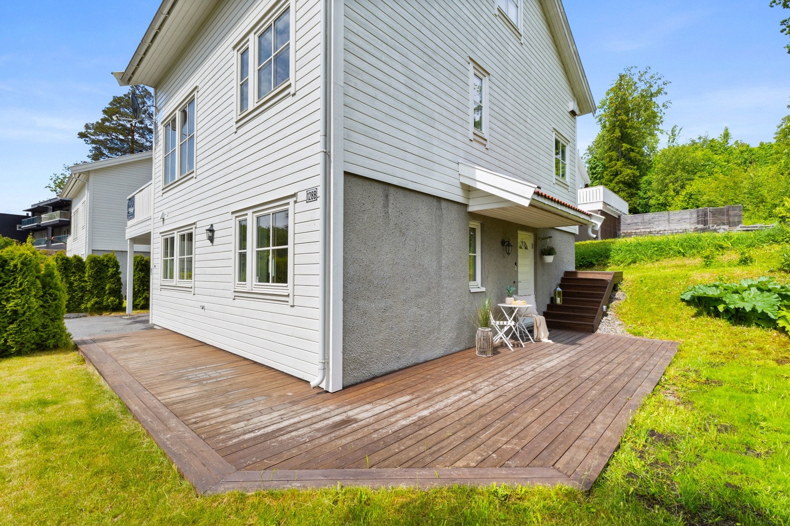 Har du hund, er dette et perfekt og trygt avgrenset uteområde Galleribilde