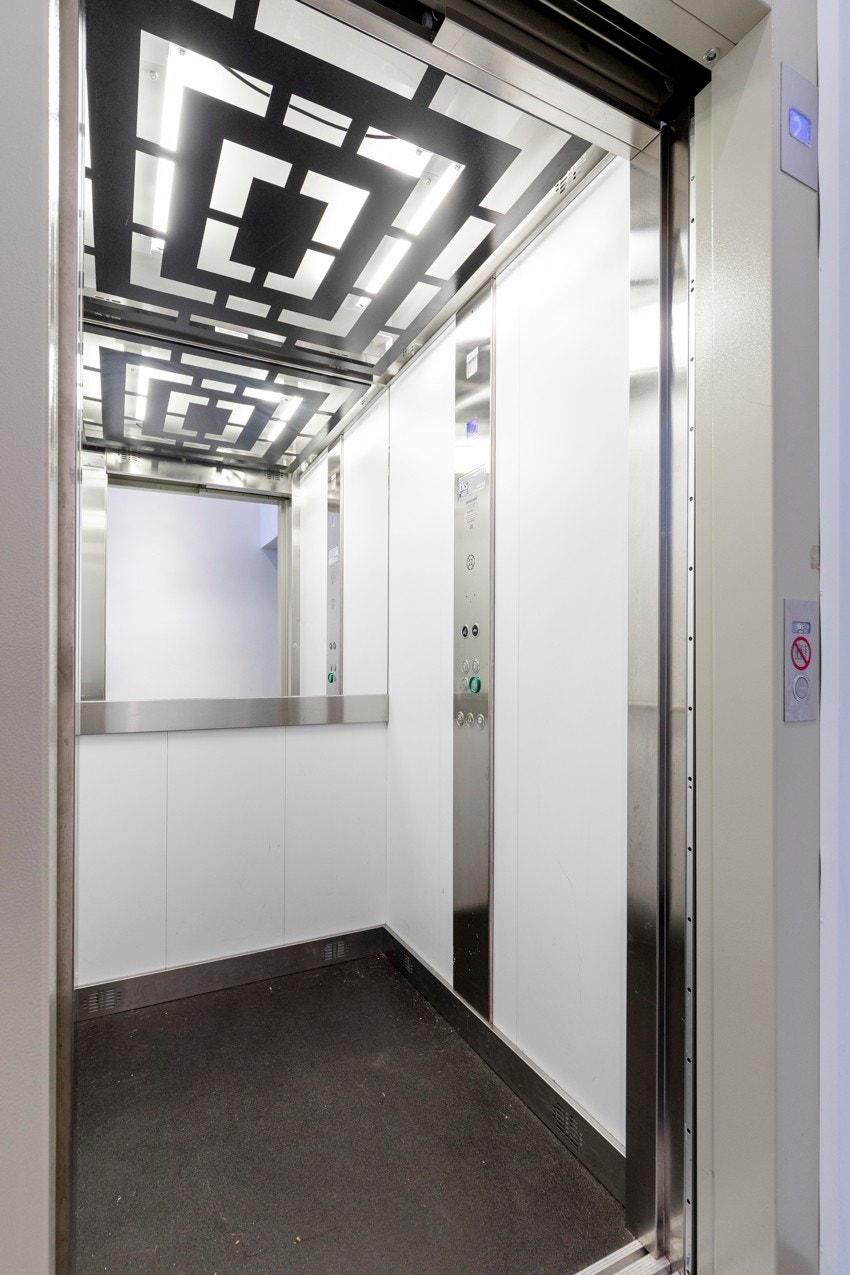 Bygget moderne fasiliteter som heis, balansert ventilasjon og vannbåren varme! Galleribilde