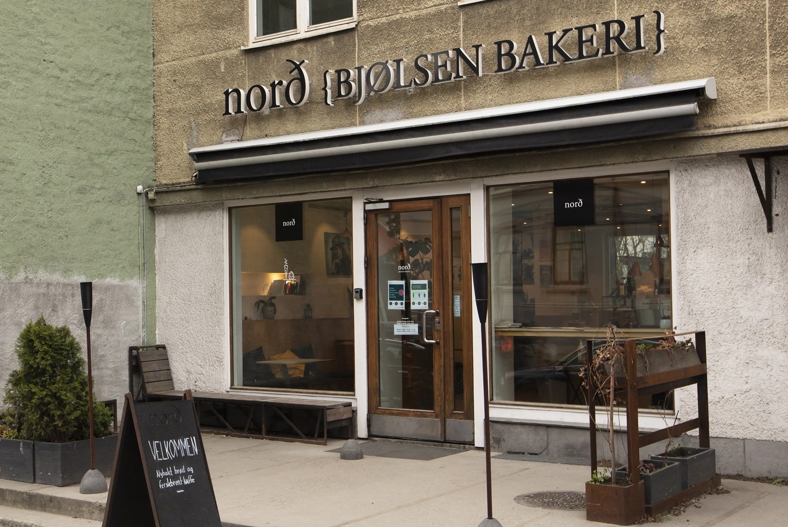 Nyt morgenkaffen hos cafè Norð - rett rundt hjørnet! Galleribilde
