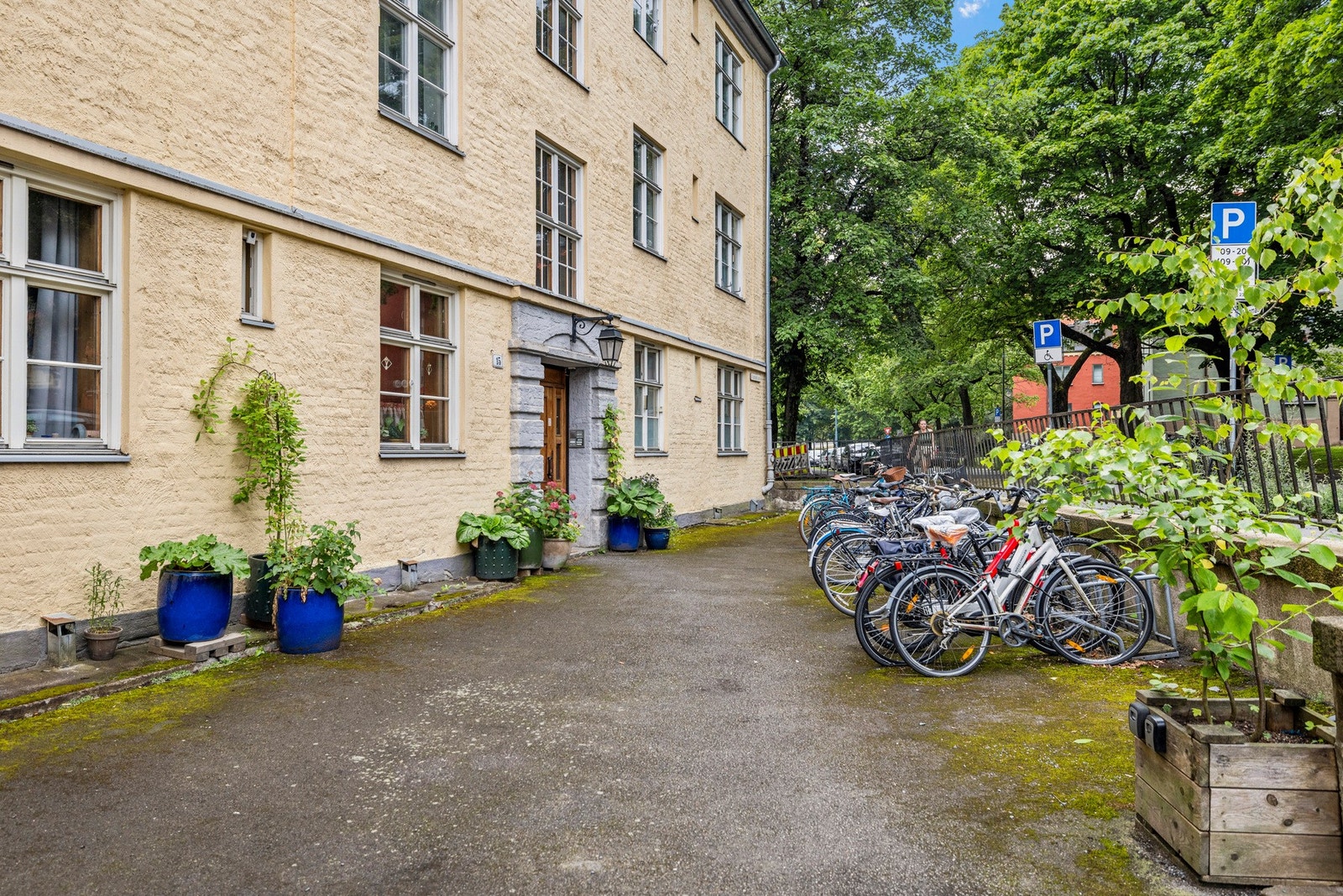 - Borettslaget består av 73 boligenheter og 2 næringslokaler - Galleribilde