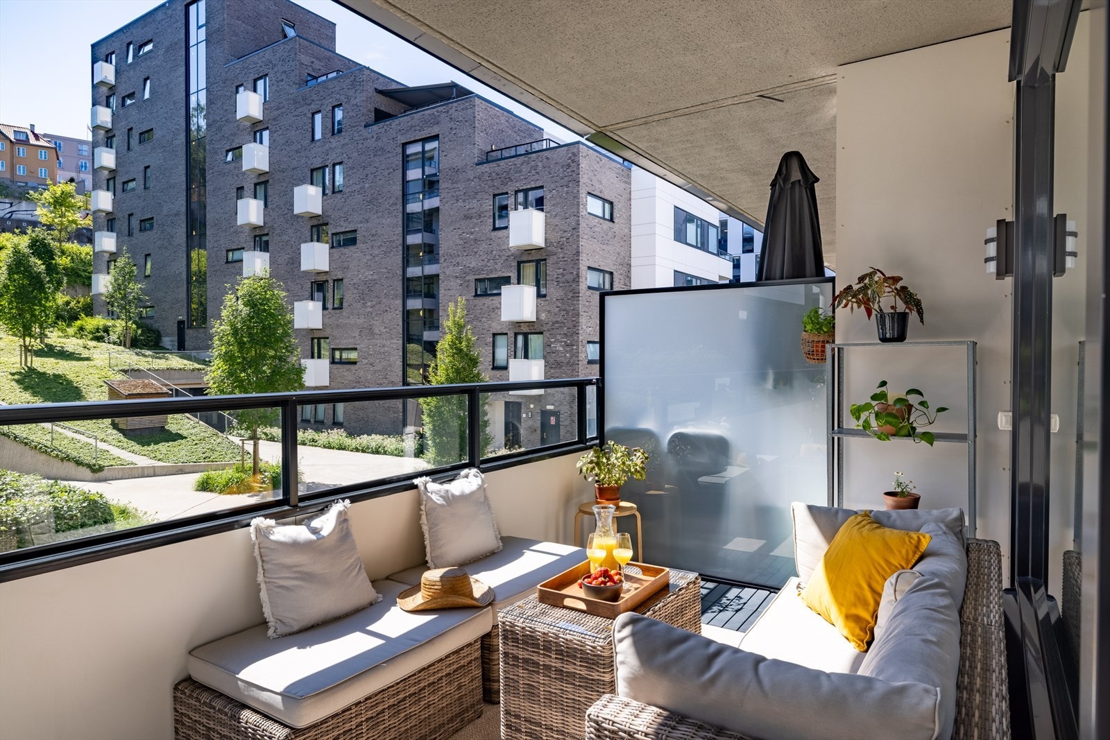 Silje M. Johansen v/Nordvik Bjørvika har gleden av å presentere Freserveien 17! Galleribilde