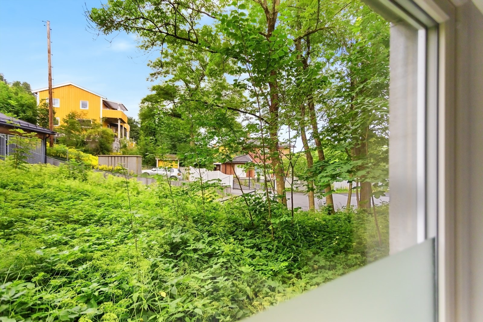 Hyggelig utsyn fra soverommet. Galleribilde