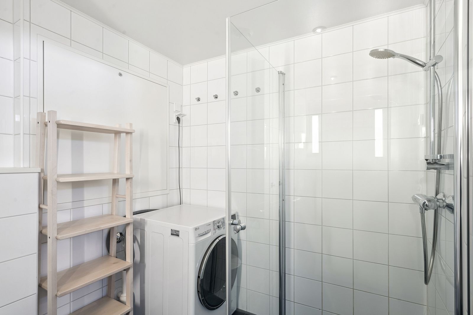 Med vaskemaskin Galleribilde