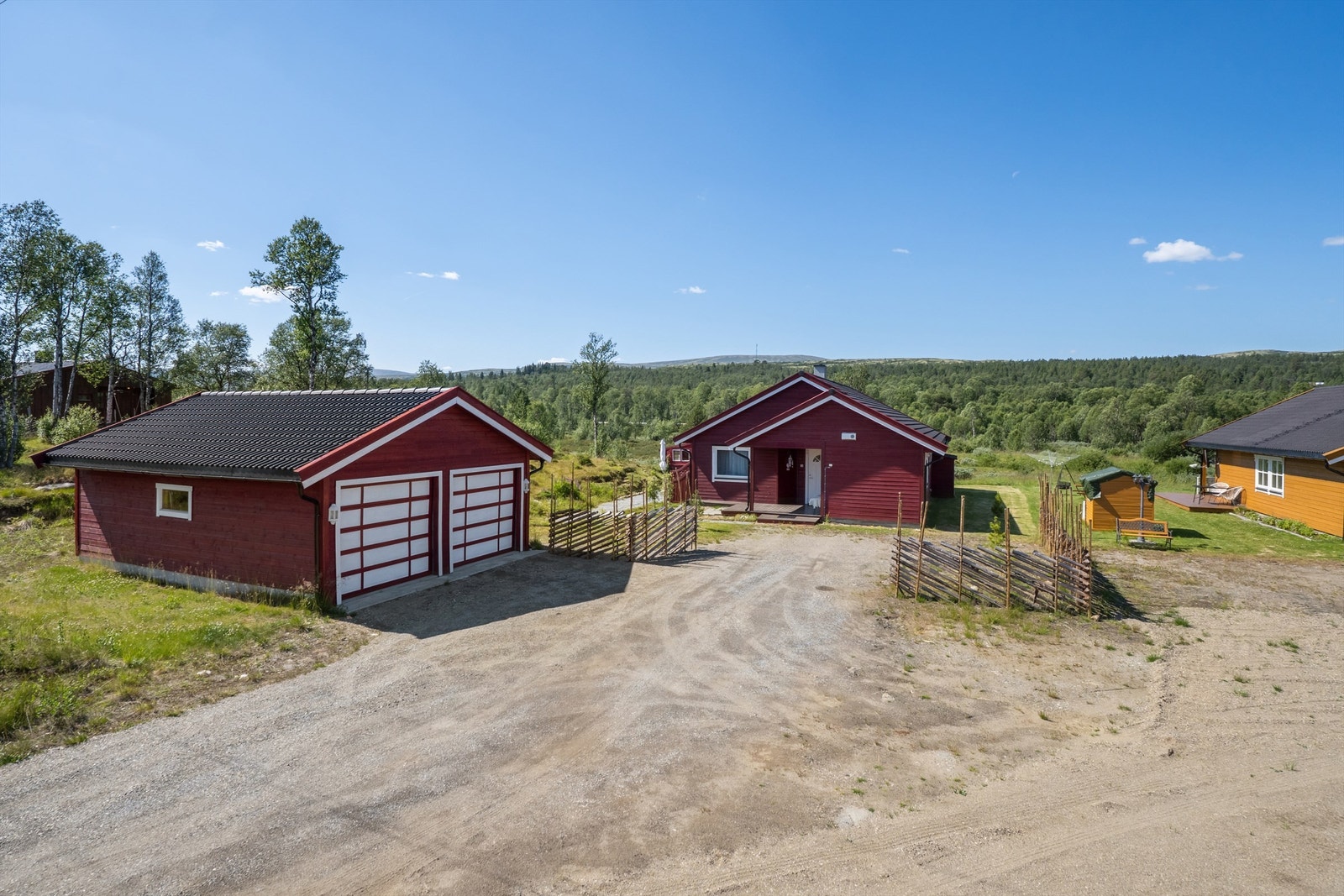 Dobbelgarasje fra 2015 Galleribilde