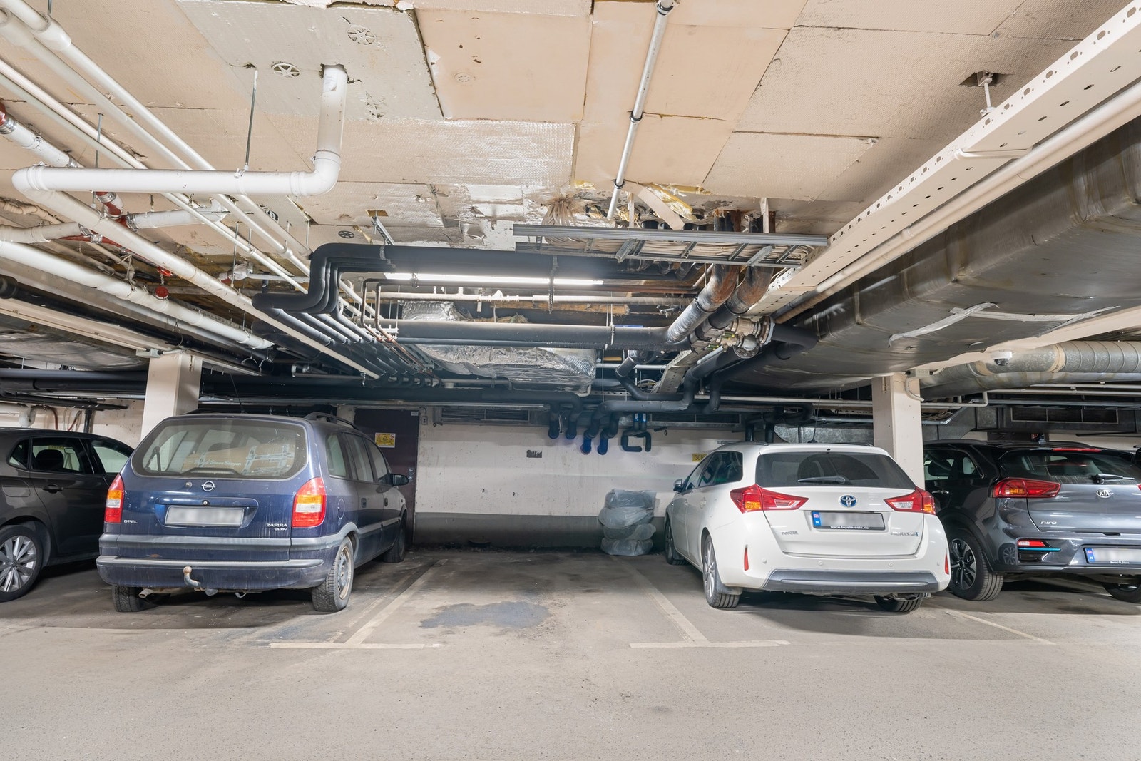 Det medfølger garasjeplass i lukket kjelleranlegg. Galleribilde