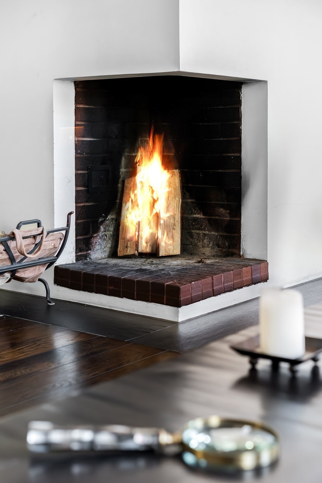 Peis i stuen som varmer godt på kaldere dager. Galleribilde