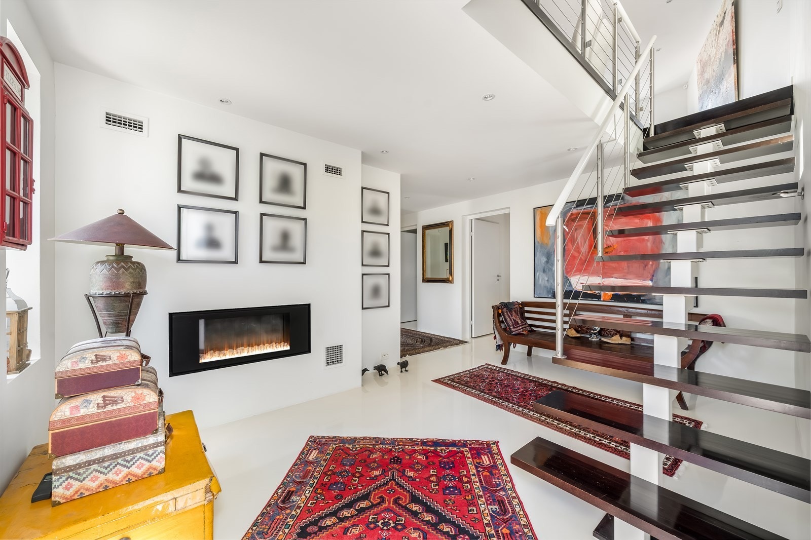 Lys og luftig entrè. Galleribilde