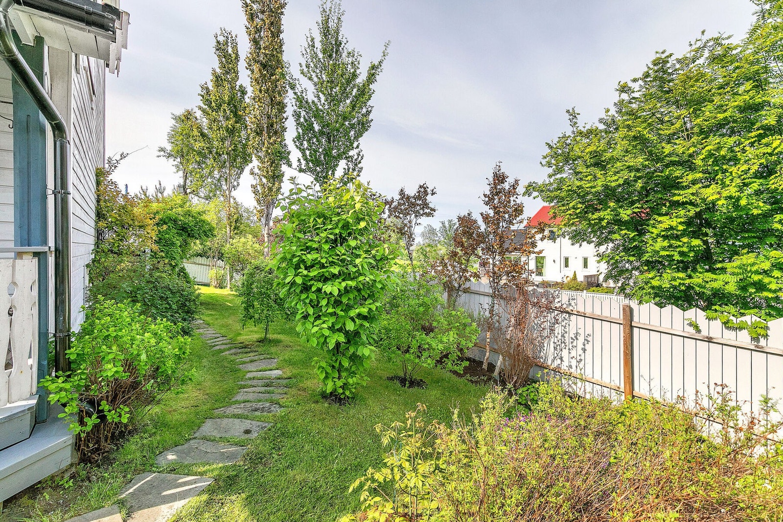 Pent opparbeidet hage Galleribilde