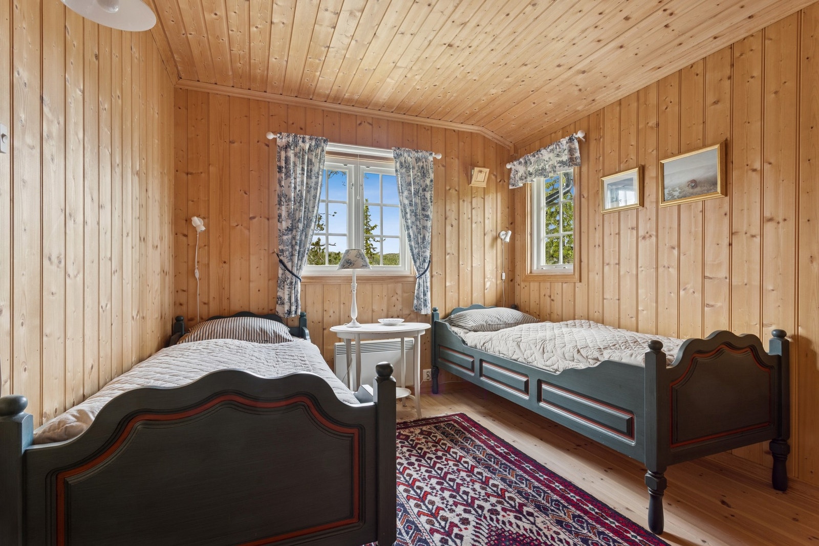 Hyttas 4 soverom gir totalt 8 sengeplasser. Galleribilde