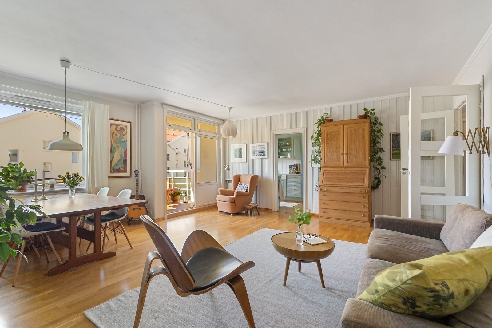 Velkommen til Christophers vei 20! Et lyst og innbydende hjem på Tåsen.
Foto: Zovenfra Galleribilde