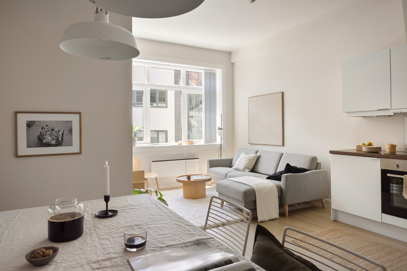 Gulvet er nylig byttet ut til lekkert en-stavs laminatgulv. (2025) Galleribilde