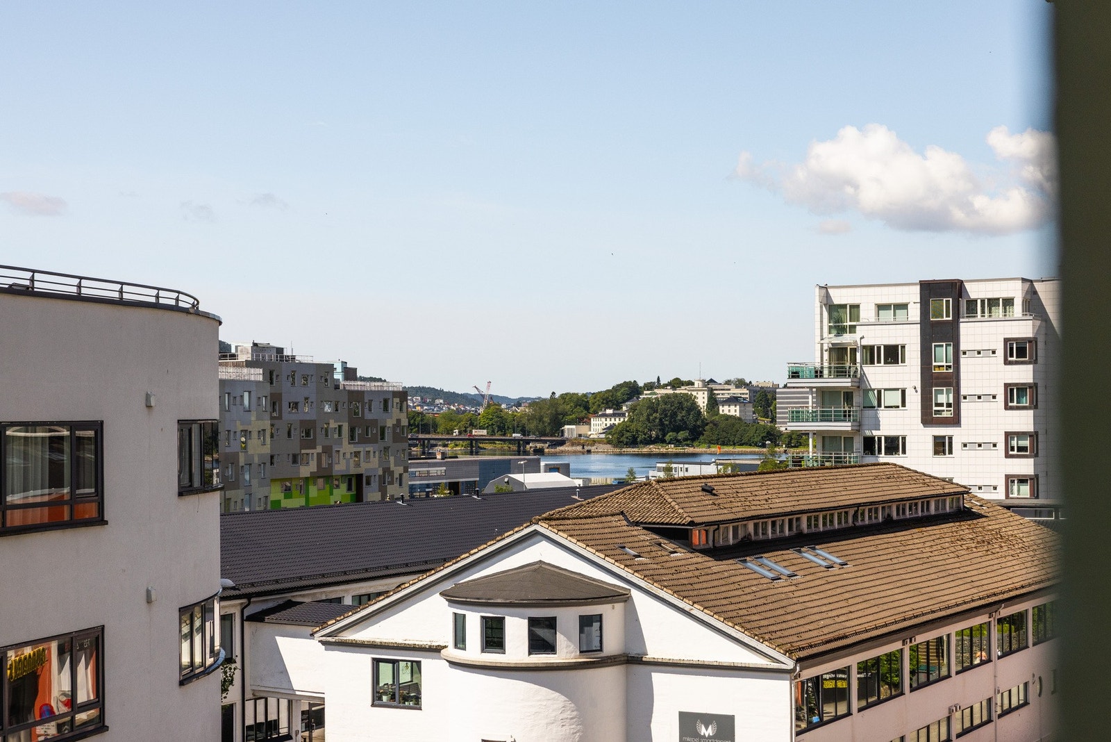 Ønsker du å spasere til sentrum av Bergen tar denne turen deg cirka 25 minutter. Galleribilde