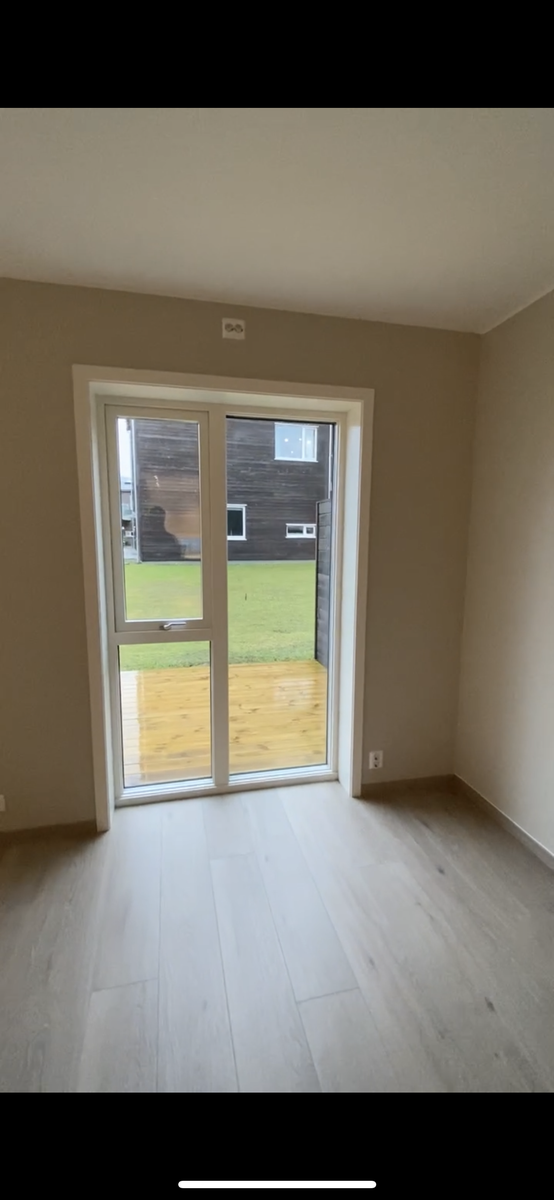 LEDIG Rom 4 kr 6100 på 9,5 m2 inkl. wifi og varmtvann Galleribilde