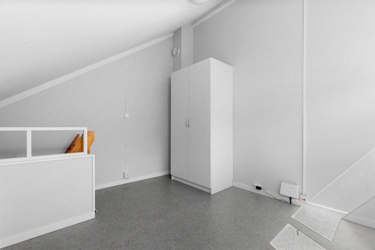 Hybel hems Galleribilde