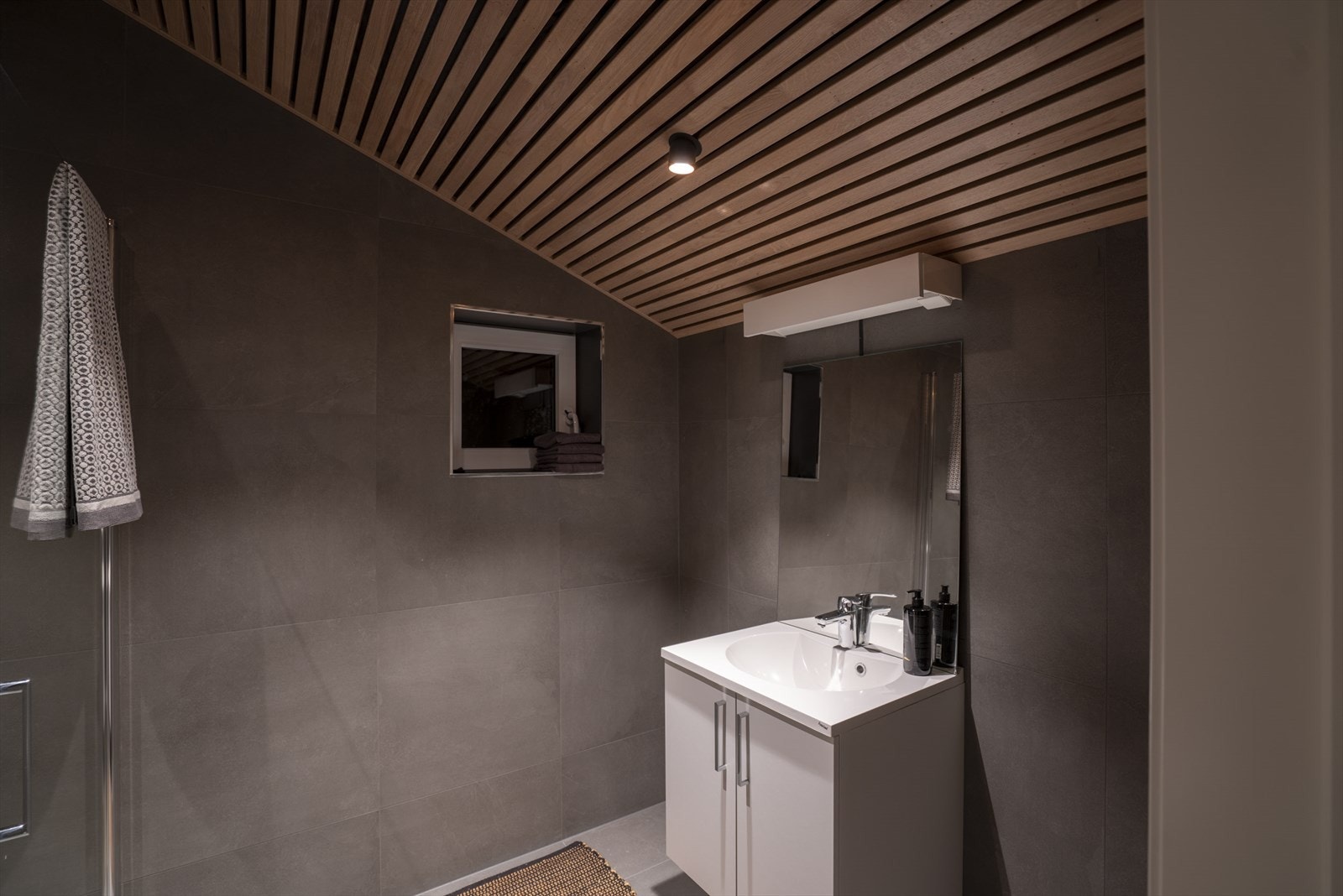 Baderom på hems Galleribilde