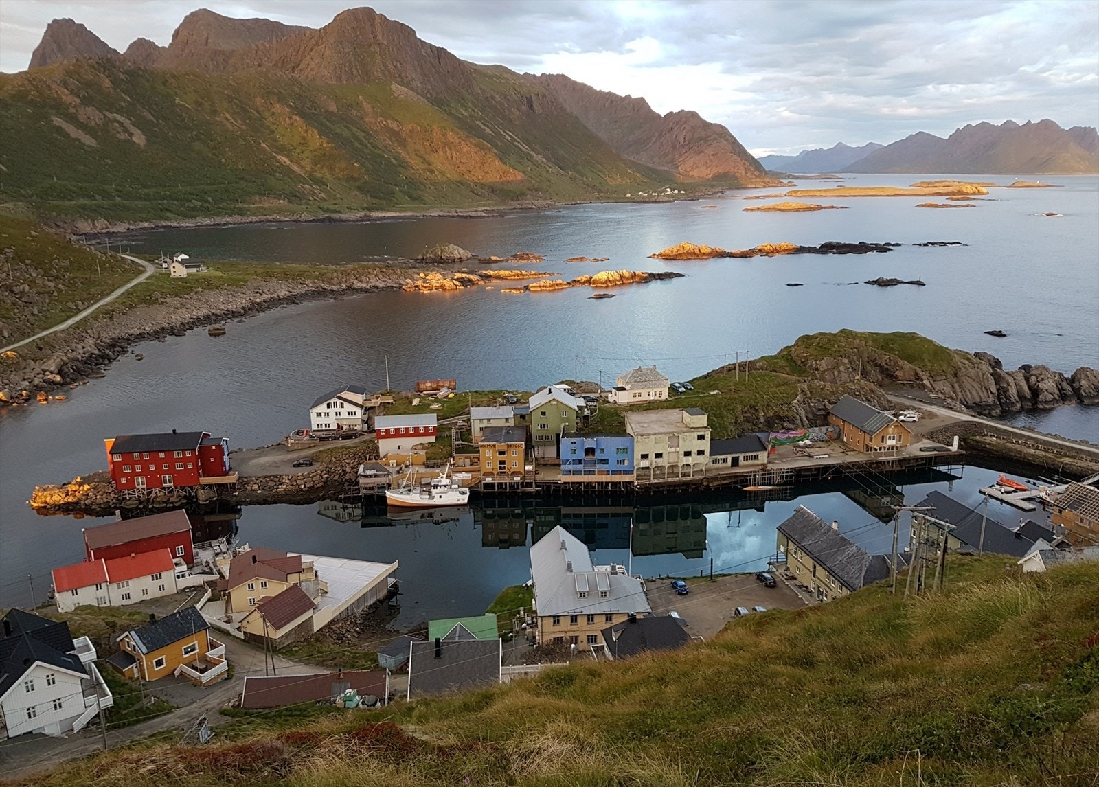 03 Nyksund sett ovenfra.jpg Galleribilde