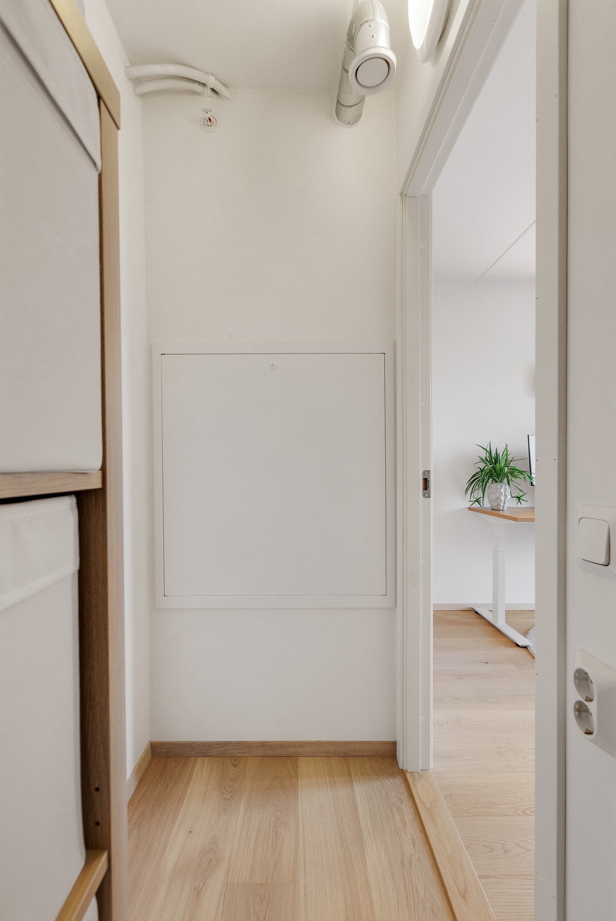 Walk-in garderoben / innvendig bod. Galleribilde