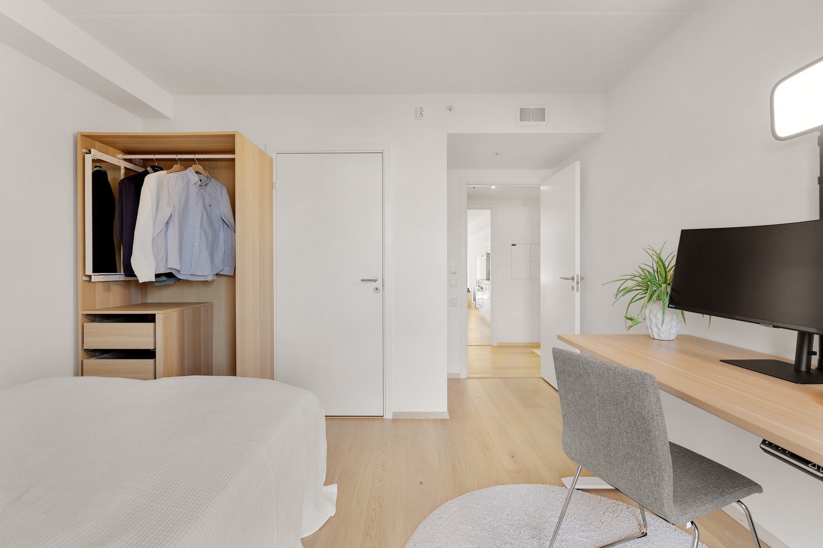 Det er plass til hjemmekontor om man har behov for det. Galleribilde