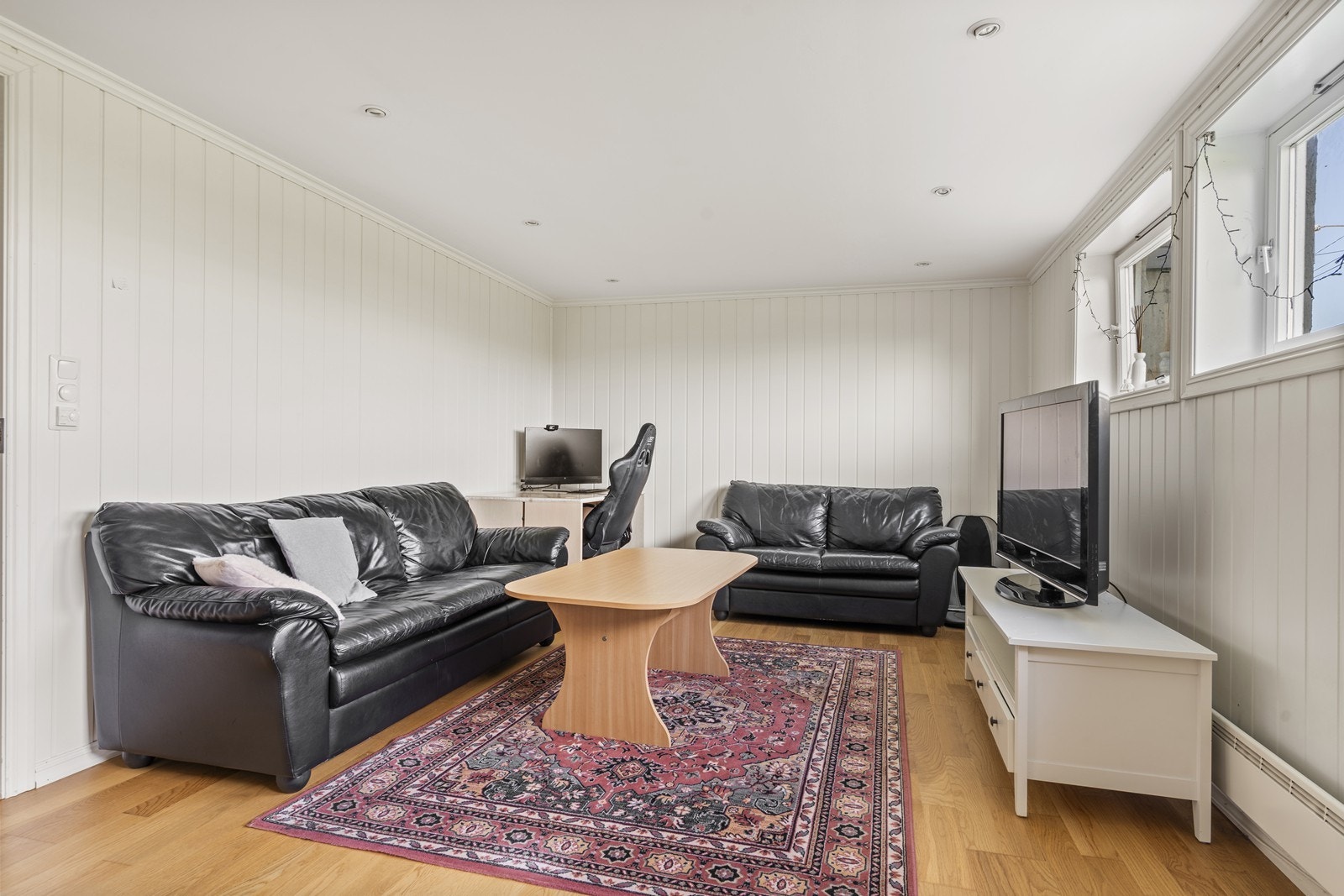 Stue leilighet / kjellerstue. Galleribilde